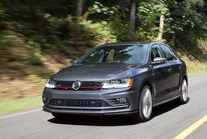 Обзор автомобиля Volkswagen Jetta